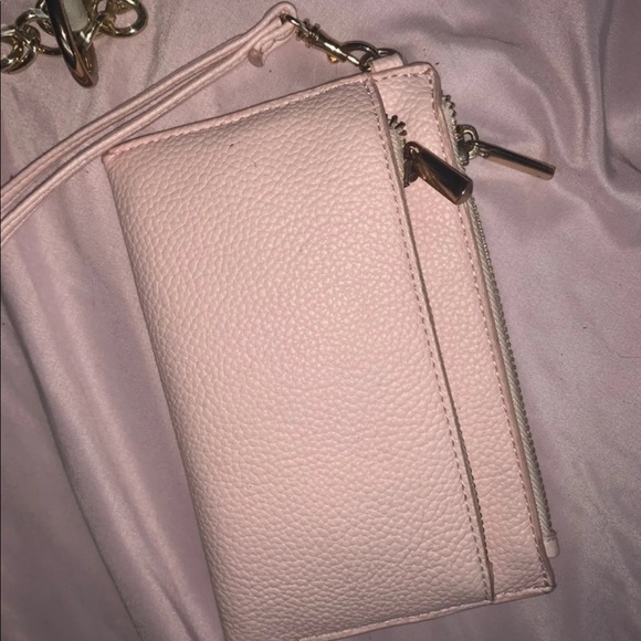 Handbags - Pink pouch